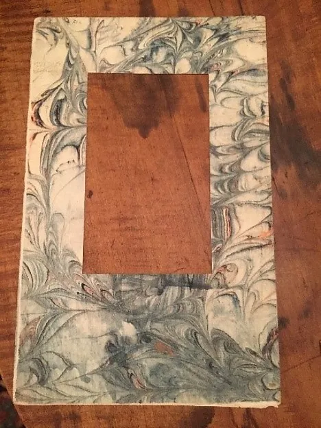 Folio Decorated with Marbling — تصویر رکورد موزهٔ متروپولیتن (دسترسی آزاد)