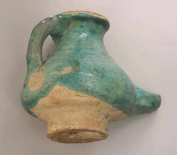چراغ — نمای تکمیلی ثبت‌شده در رکورد موزه