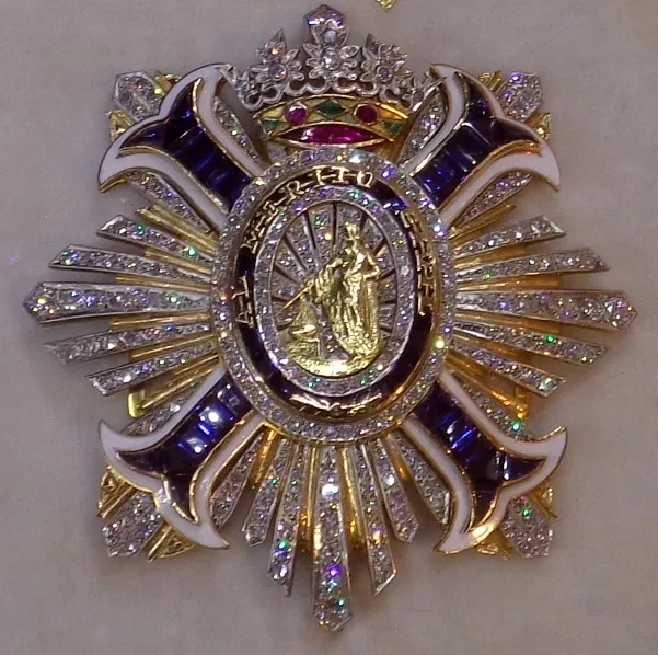 Order of Civil Merit — عکس از ویکی‌انبار