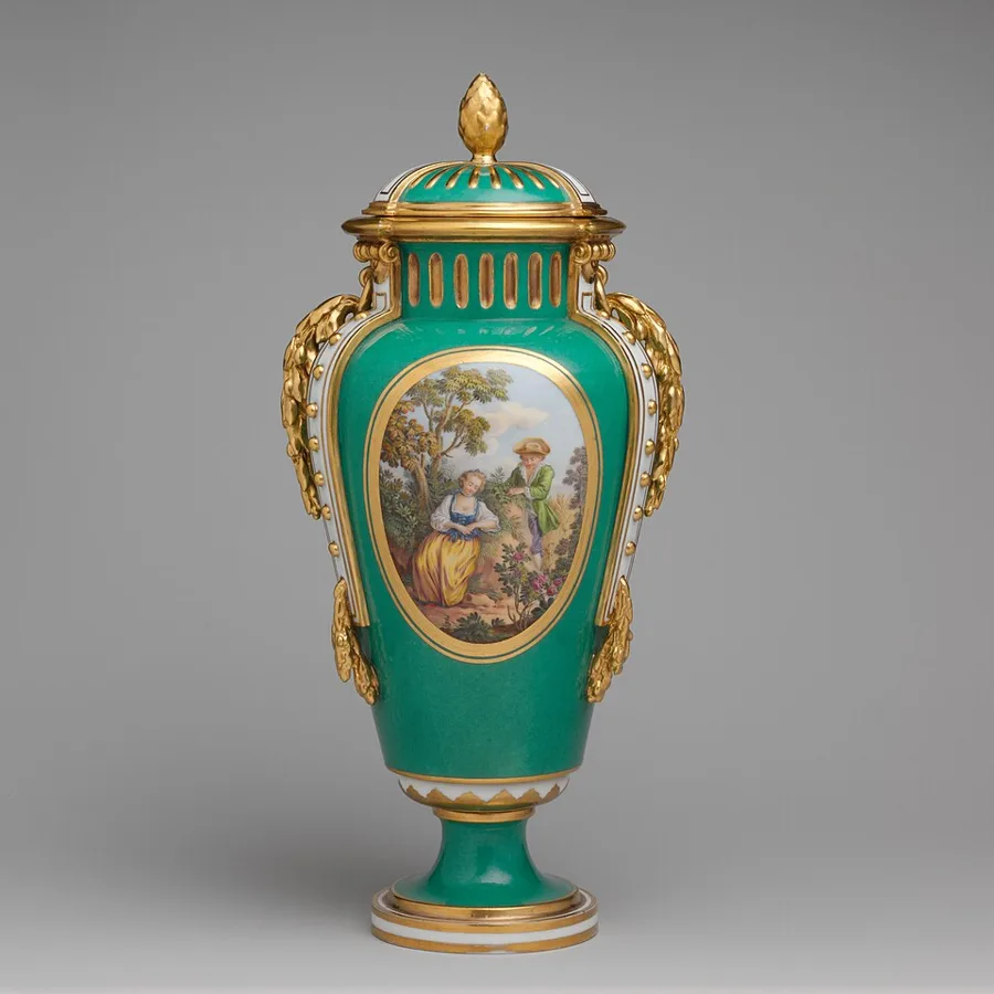 Vase with cover (vase à bandes) (one of a pair) — تصویر رکورد ویکیداده