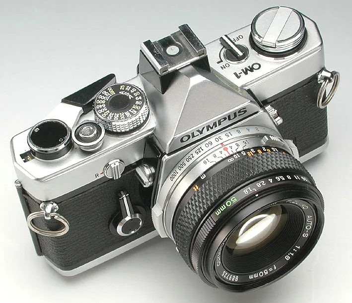 Olympus OM-1 — تصویر رکورد ویکی‌داده