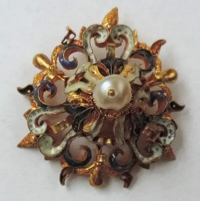aplică decorativă — تصویر رکورد یوروپیانا — شمارهٔ رکورد 0f9d5b35