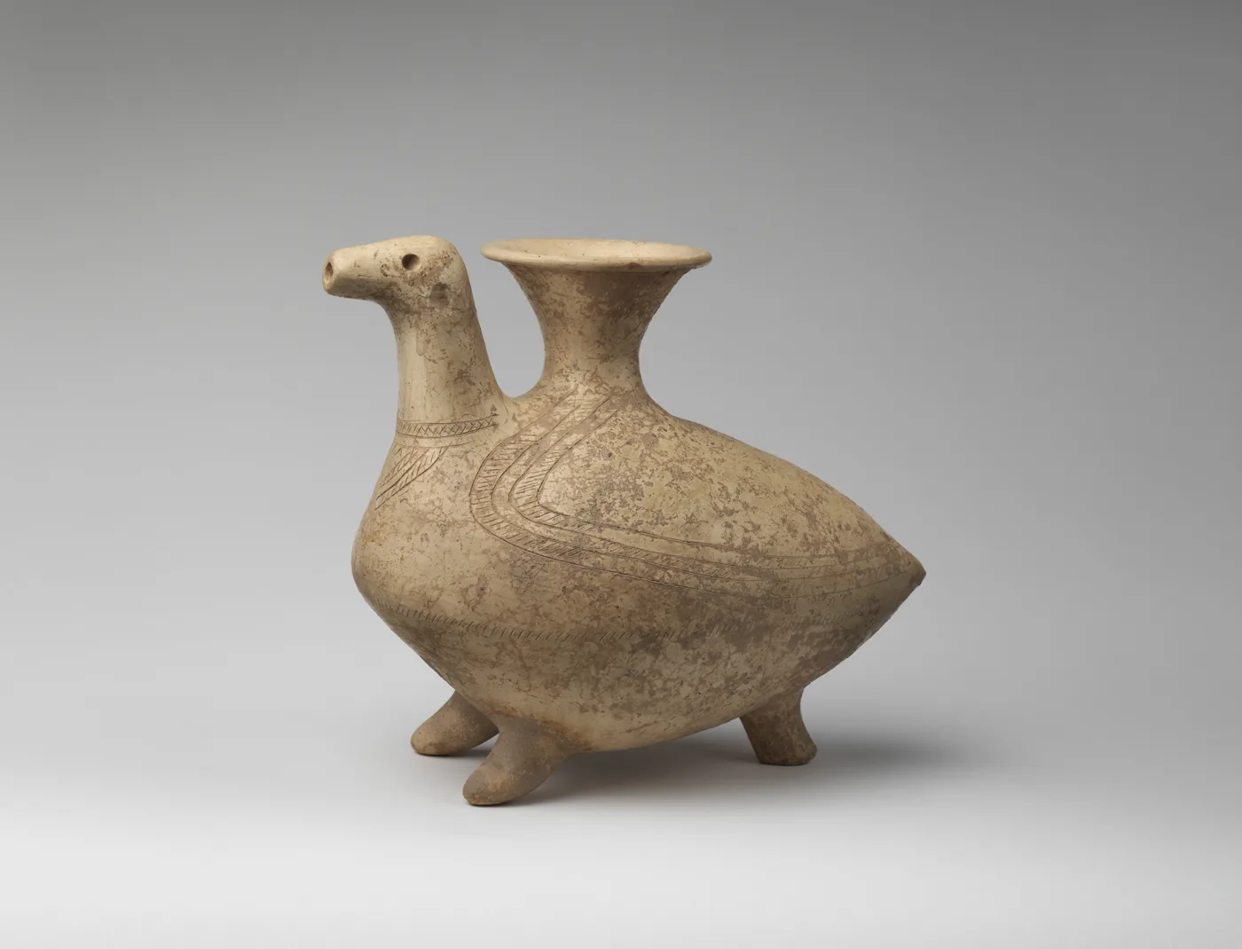 Rhyton in the shape of a bird — تصویر رکورد موزهٔ متروپولیتن (دسترسی آزاد)