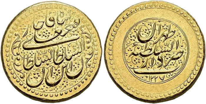 روی و پشت «۵ تومان — فتحعلی‌شاه قاجار، ۱۸۱۲ م» — عکس رکورد کاتالوگ نومیستا