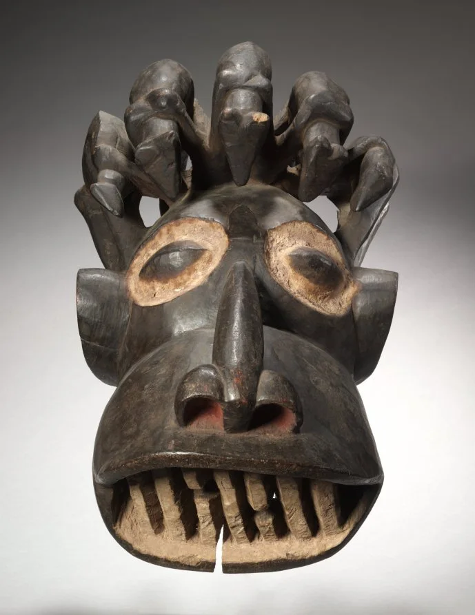 Helmet Mask — تصویر رکورد موزهٔ هنر کلیولند (دسترسی آزاد)