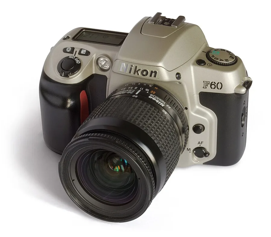 Nikon F60 — تصویر رکورد ویکی‌داده