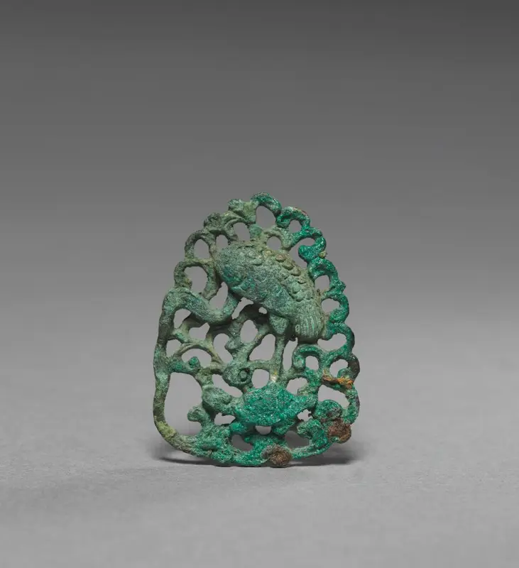 Ornament with Heron and Turtle Design — تصویر رکورد موزهٔ هنر کلیولند (دسترسی آزاد)