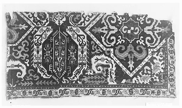 Textile Fragment — تصویر رکورد موزهٔ متروپولیتن (دسترسی آزاد)