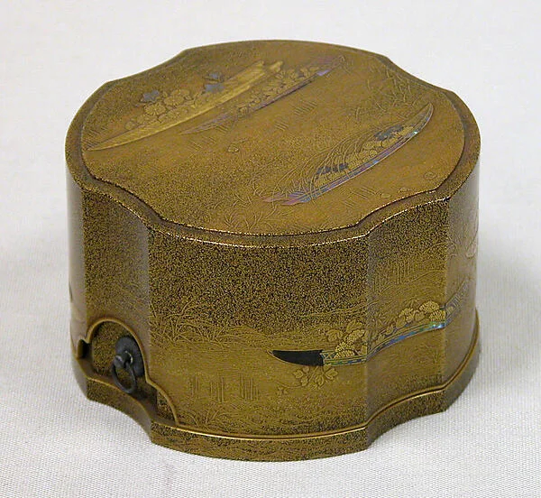 Set of Two Boxes with Cover — تصویر رکورد موزهٔ متروپولیتن (دسترسی آزاد)