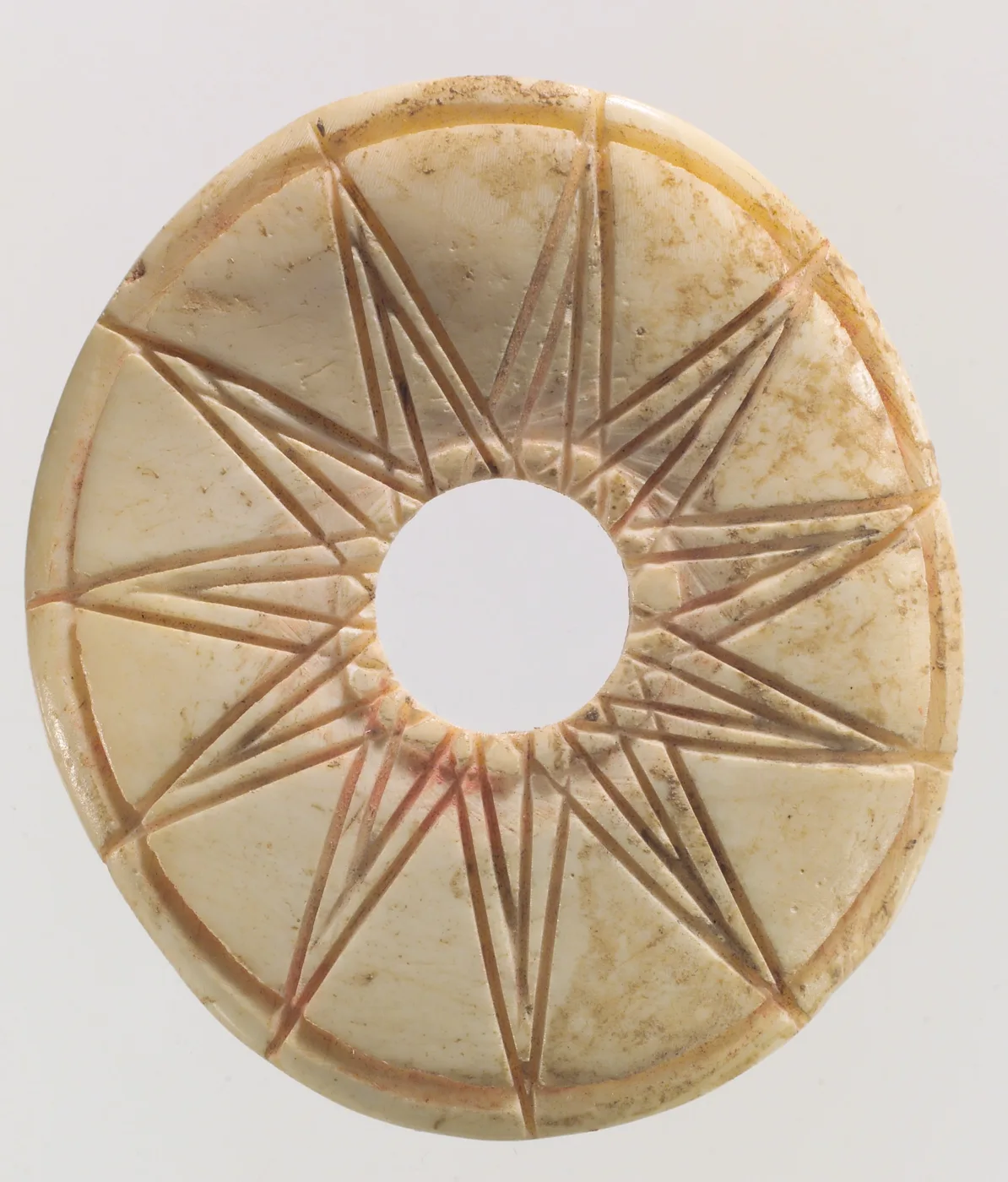 Ornament — تصویر رکورد موزهٔ متروپولیتن (دسترسی آزاد)