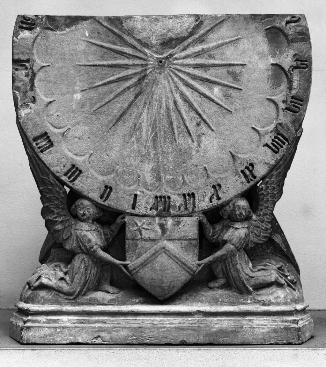 Sundial — تصویر رکورد موزهٔ ویکتوریا و آلبرت