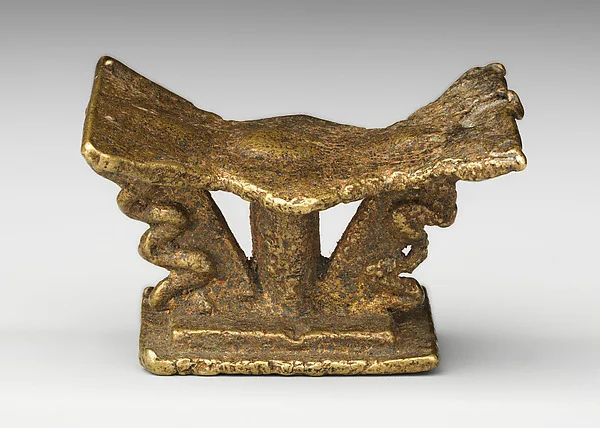 Stool gold weight — تصویر رکورد موزهٔ متروپولیتن (دسترسی آزاد)