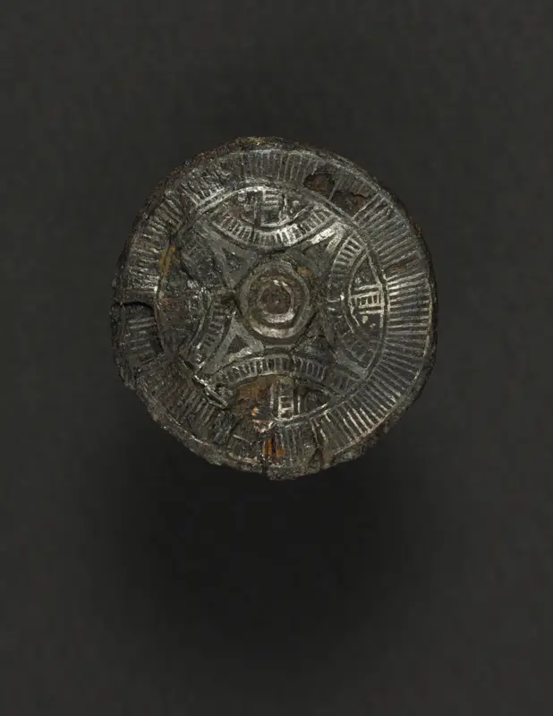 Disk Ornament — تصویر رکورد موزهٔ هنر کلیولند (دسترسی آزاد)