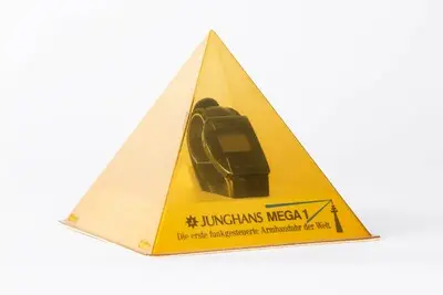 Armbanduhr, Junghans, Schramberg, 1990 — تصویر رکورد یوروپیانا