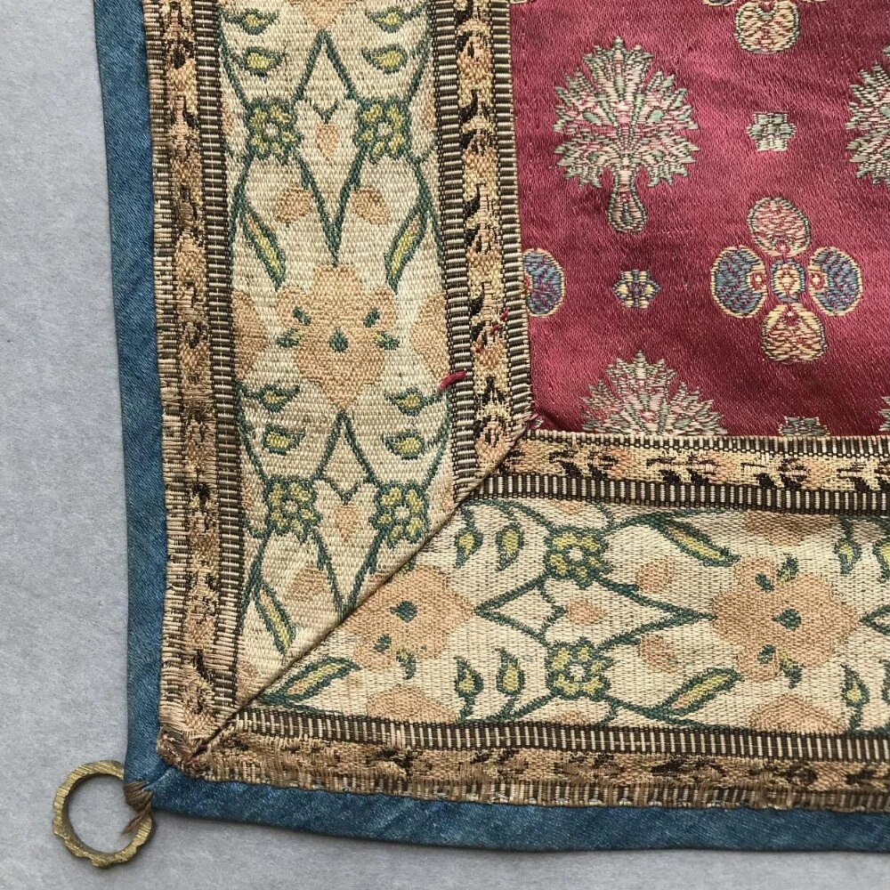 نمای تکمیلی همان اثر — شمارهٔ اموال T.184-1911