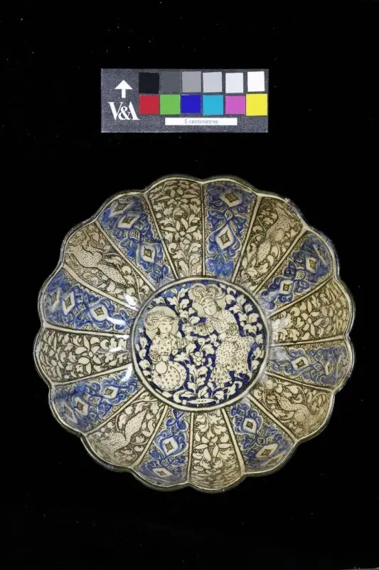 Bowl — تصویر رکورد موزهٔ ویکتوریا و آلبرت — شمارهٔ رکورد C.10-1960