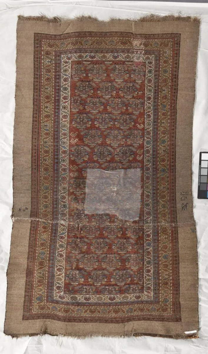 Carpet — تصویر رکورد موزهٔ ویکتوریا و آلبرت