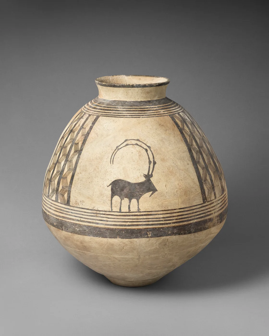 Storage jar decorated with mountain goats — تصویر رکورد موزهٔ متروپولیتن (دسترسی آزاد)