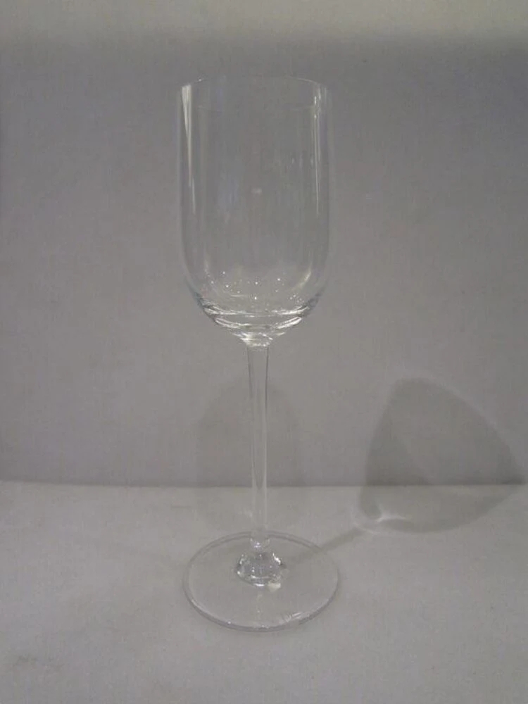 Aperitif — تصویر رکورد موزهٔ ویکتوریا و آلبرت