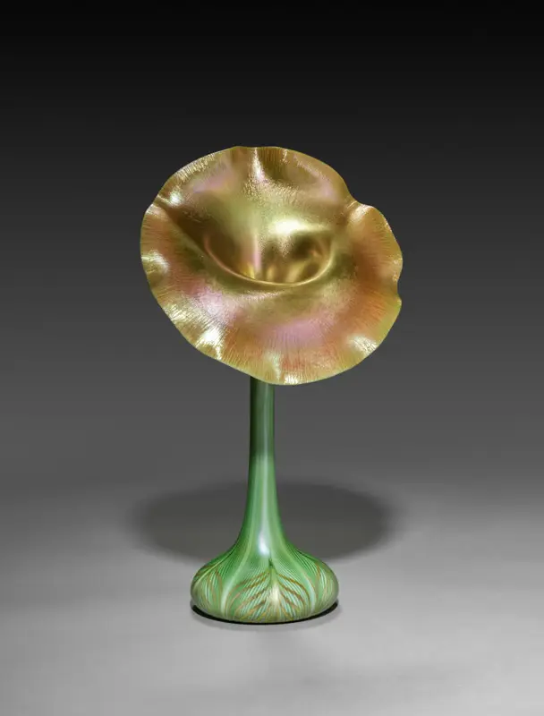 Jack-in-the-Pulpit Vase — تصویر رکورد موزهٔ هنر کلیولند (دسترسی آزاد)