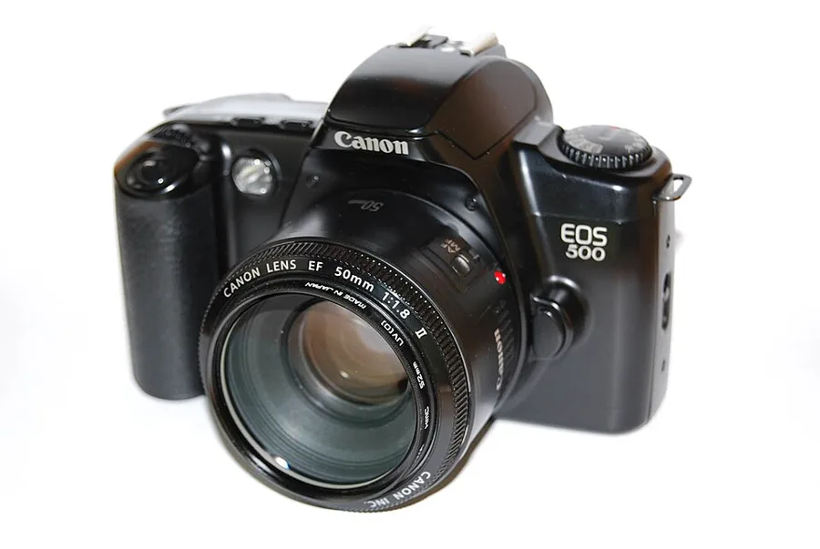 Canon EOS 500 — تصویر رکورد ویکیداده