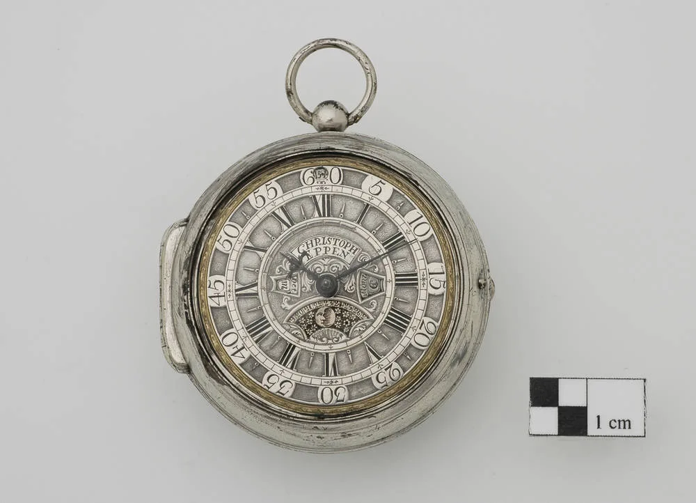 Taschenuhr mit Mondphase und Datum — تصویر رکورد یوروپیانا