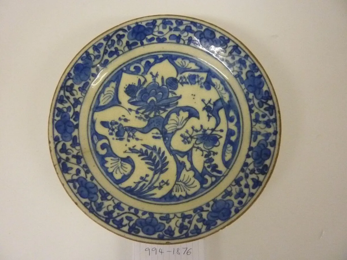 Plate — تصویر رکورد موزهٔ ویکتوریا و آلبرت
