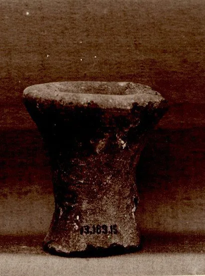 Miniature clay vessel from Tomb of Perneb — تصویر رکورد ویکیداده
