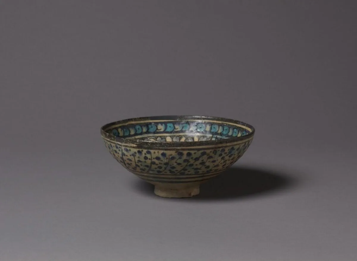 Bowl — تصویر رکورد موزهٔ ویکتوریا و آلبرت