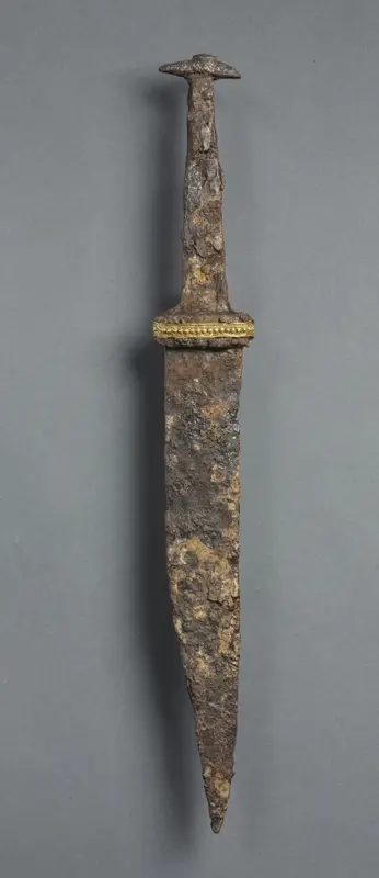 Single-Edged Knife (Scramasax) — تصویر رکورد موزهٔ هنر کلیولند (دسترسی آزاد)