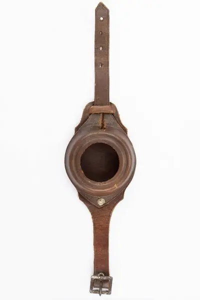 Lederarmband für Taschenuhr, wohl Deutschland, um 1910 — تصویر رکورد یوروپیانا
