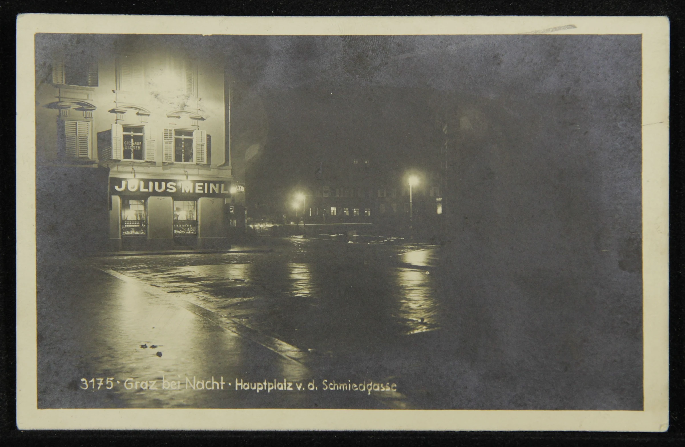 Graz bei Nacht - Hauptplatz v. d. Schmiedgasse — تصویر رکورد یوروپیانا