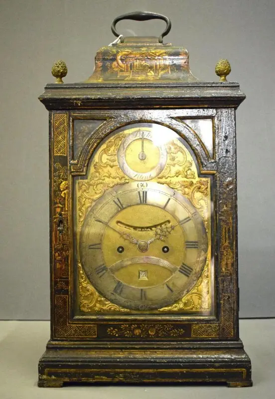 Bracket clock — تصویر رکورد موزهٔ ویکتوریا و آلبرت