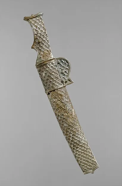 Short sword and scabbard — تصویر رکورد موزهٔ متروپولیتن (دسترسی آزاد)