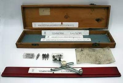 Beschrifter Set (Duograph) zur Beschriftung von Zeichnungen und Karten — تصویر رکورد یوروپیانا