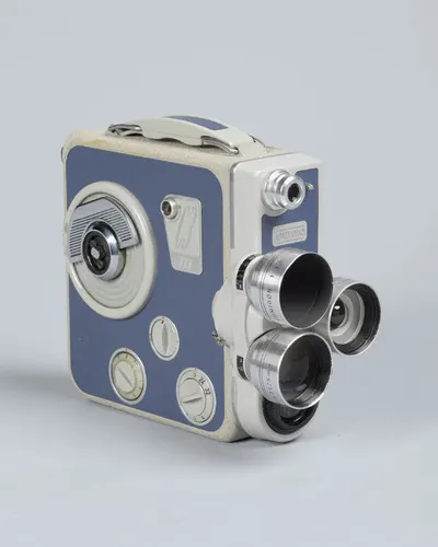 Projector - FILMCAMERA Eumig - A — تصویر رکورد یوروپیانا