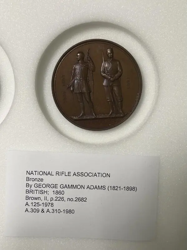 Medal: The National Rifle Association Medal — تصویر رکورد موزهٔ ویکتوریا و آلبرت — شمارهٔ رکورد A.309-1980