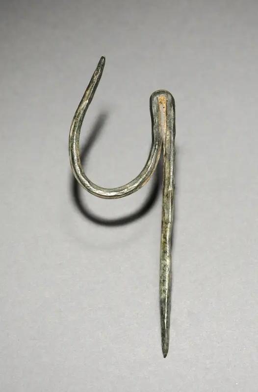 Topknot Pin — تصویر رکورد موزهٔ هنر کلیولند (دسترسی آزاد)