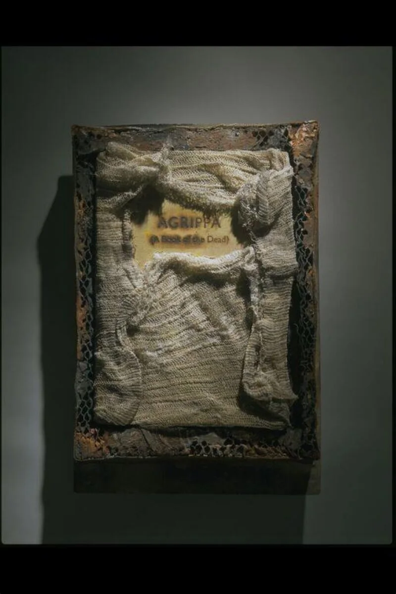 Agrippa : a book of the dead — تصویر رکورد موزهٔ ویکتوریا و آلبرت