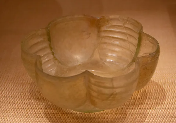 Bowl — تصویر رکورد موزهٔ متروپولیتن (دسترسی آزاد)