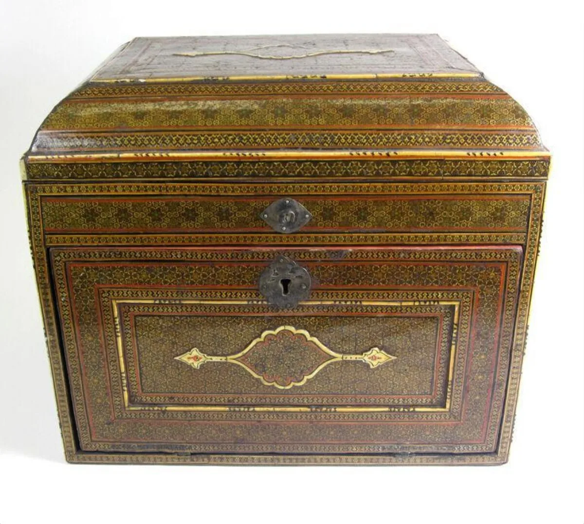 Cabinet — تصویر رکورد موزهٔ ویکتوریا و آلبرت