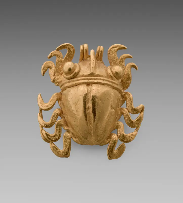 Insect Bell Pendant — تصویر رکورد موزهٔ هنر کلیولند (دسترسی آزاد)