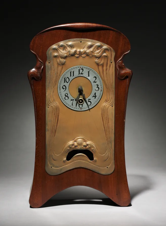 Mantle Clock — تصویر رکورد موزهٔ هنر کلیولند (دسترسی آزاد)