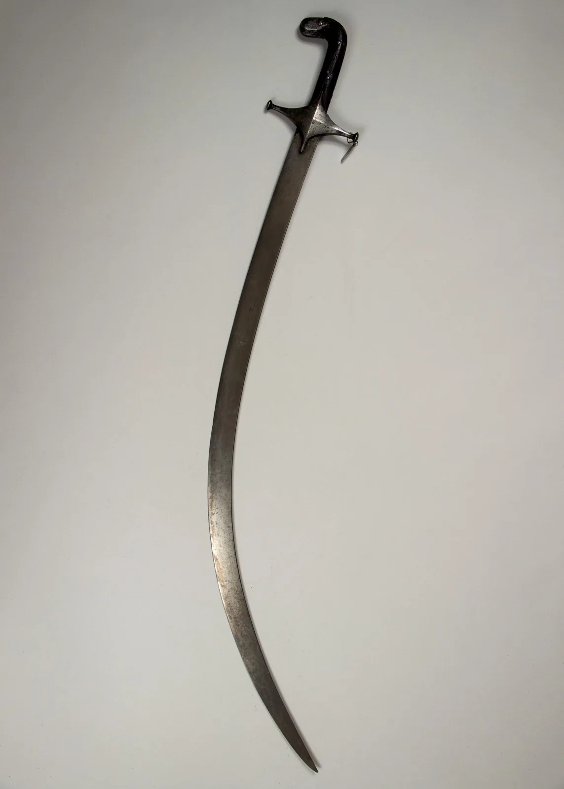 Sword (Shamshir) — تصویر رکورد موزهٔ متروپولیتن (دسترسی آزاد)