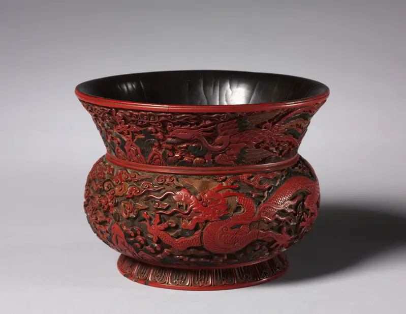 Jar with Dragon and Phoenix Design — تصویر رکورد موزهٔ هنر کلیولند (دسترسی آزاد)