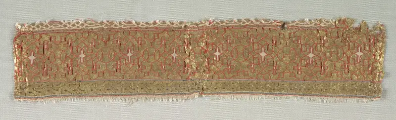 Guilloche band, from a dalmatic of San Valero — تصویر رکورد موزهٔ هنر کلیولند (دسترسی آزاد)