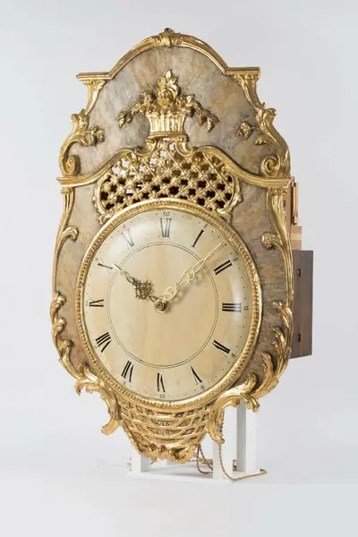 Flötenuhr, Schild: Matthias Faller, Neukirch, um 1780, Werk: Schwarzwald um 1820 — تصویر رکورد یوروپیانا