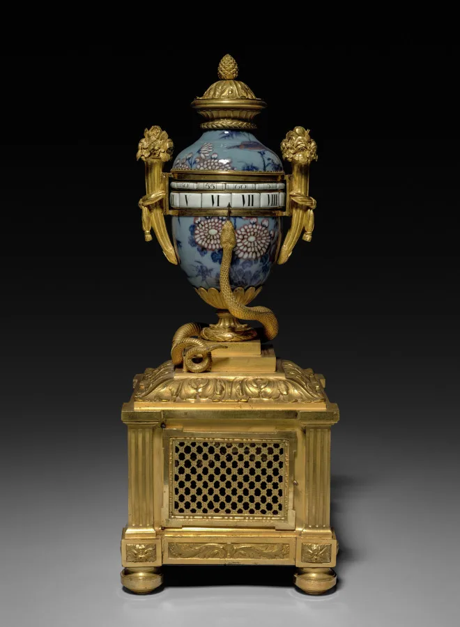 Clock for a Garniture Set — تصویر رکورد موزهٔ هنر کلیولند (دسترسی آزاد)