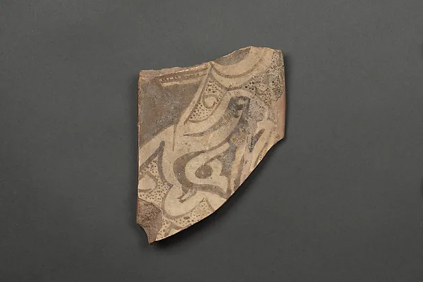Ceramic Fragment — تصویر رکورد موزهٔ متروپولیتن (دسترسی آزاد)