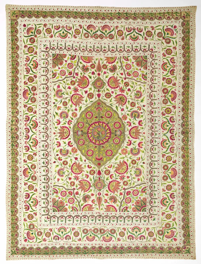 Spread with floral medallion pattern — تصویر رکورد موزهٔ هنر کلیولند (دسترسی آزاد)